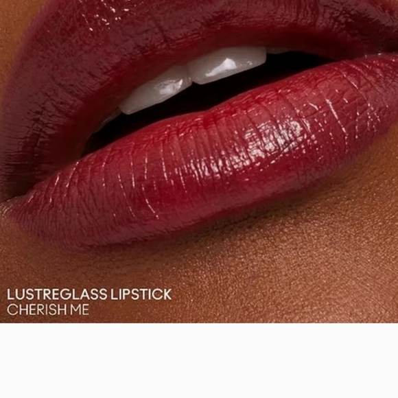 MAC Everyday Mini Lipstick Trio Set. Red Trio. New In Box. - Picture 9 of 9